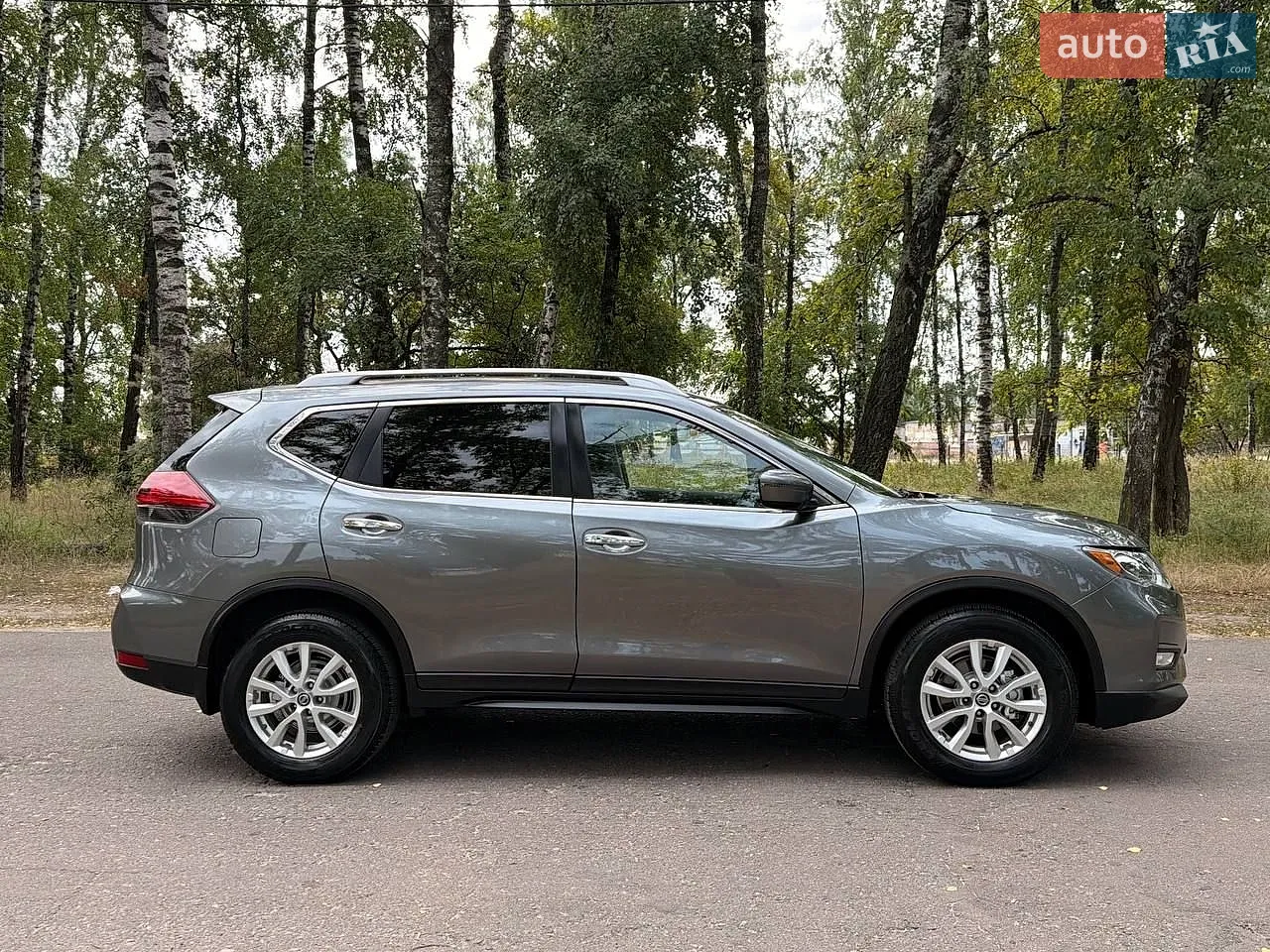 2019 Nissan Rogue - мініатюра 14