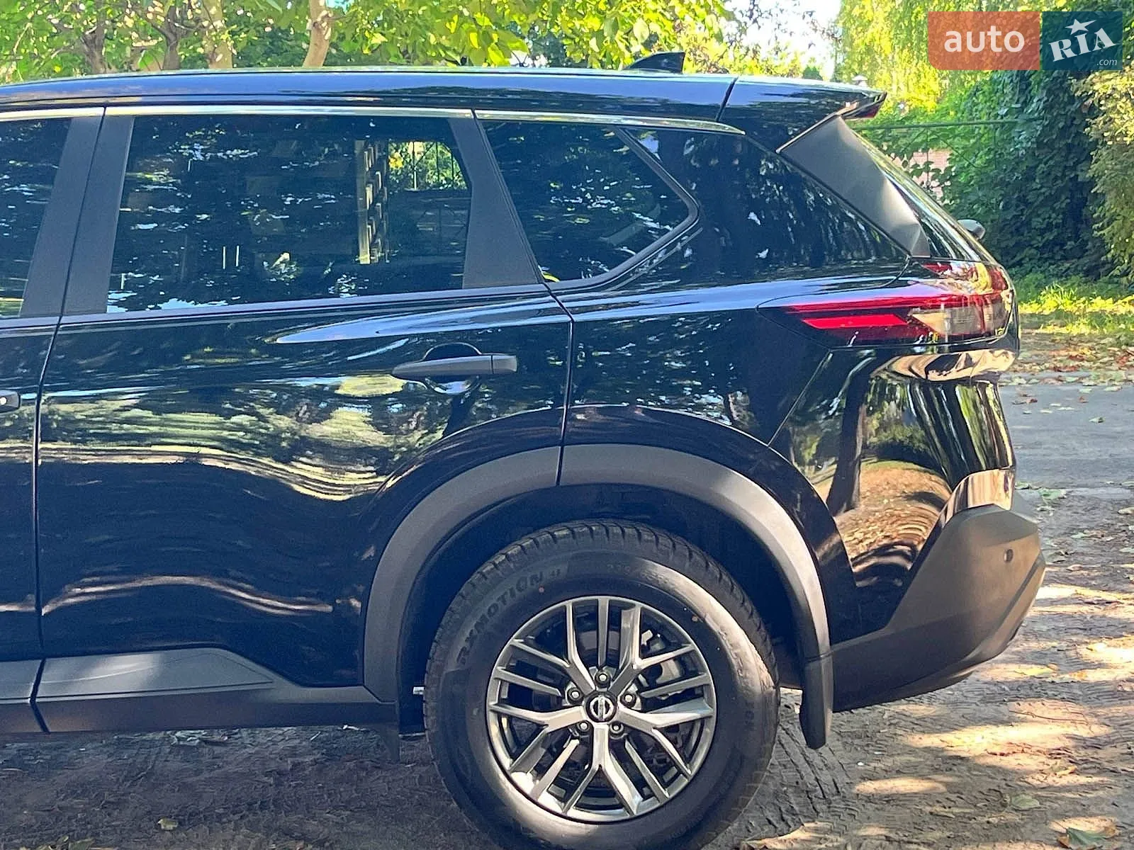 2021 Nissan Rogue - мініатюра 3