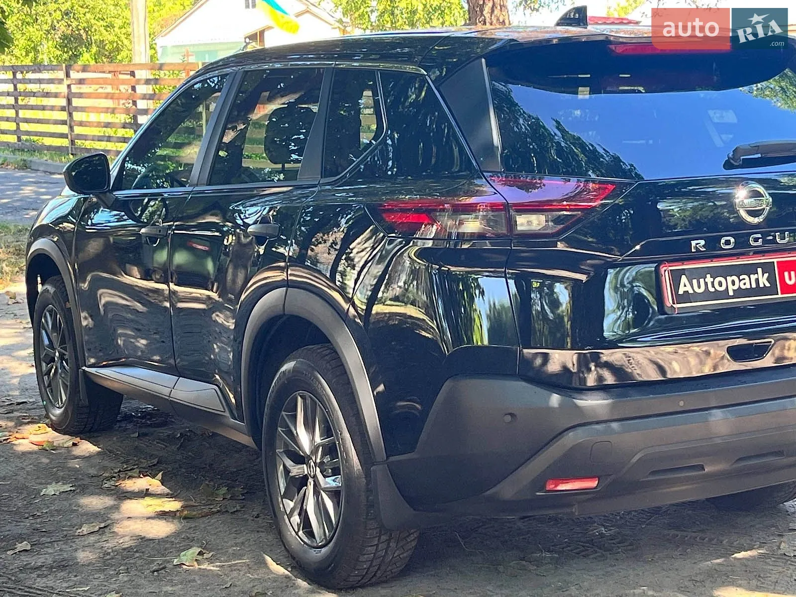 2021 Nissan Rogue - мініатюра 4