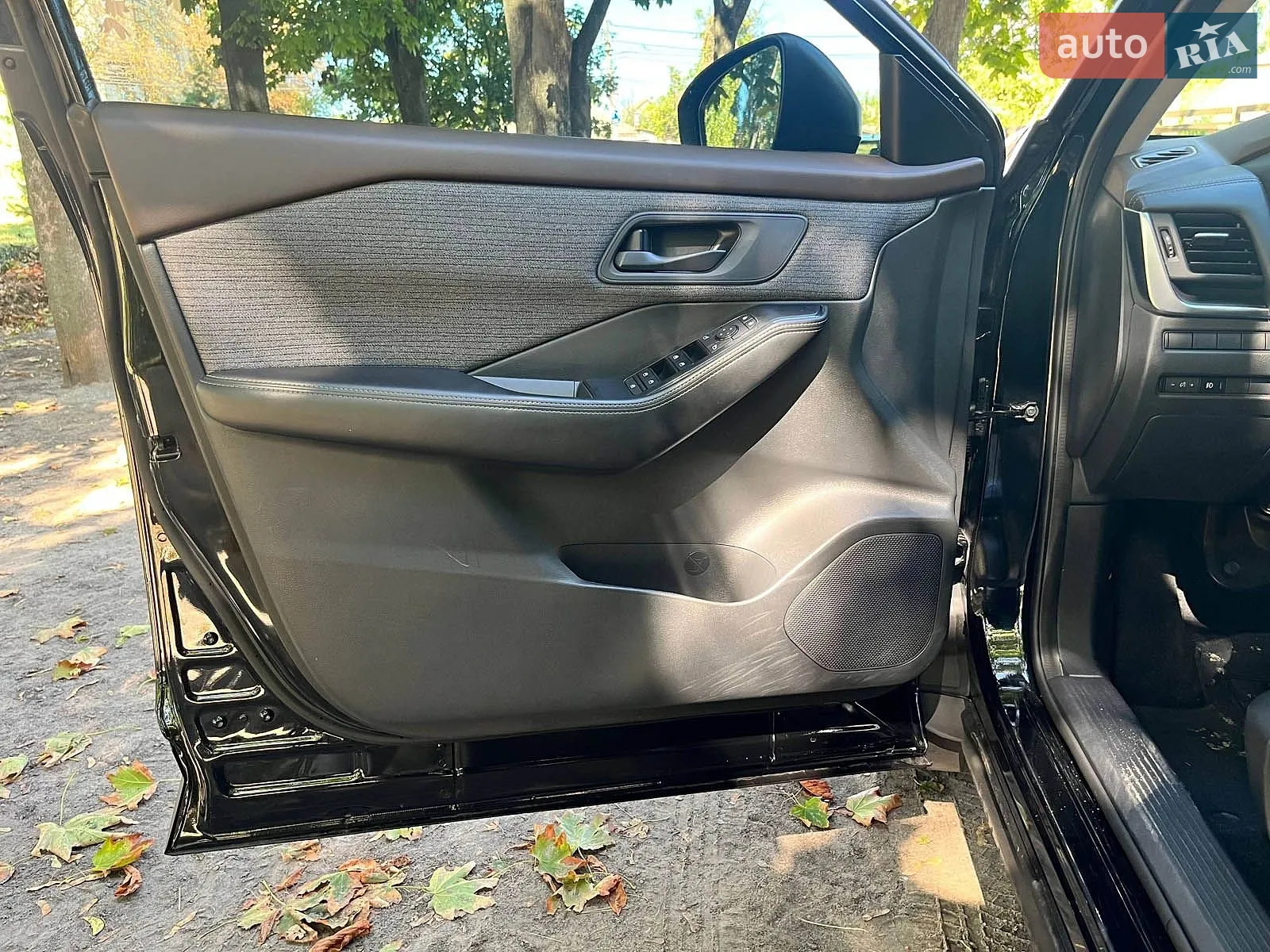 2021 Nissan Rogue - мініатюра 14