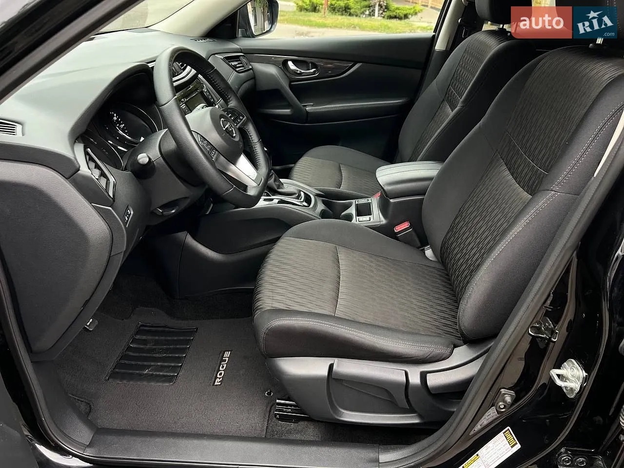 2019 Nissan Rogue - мініатюра 11