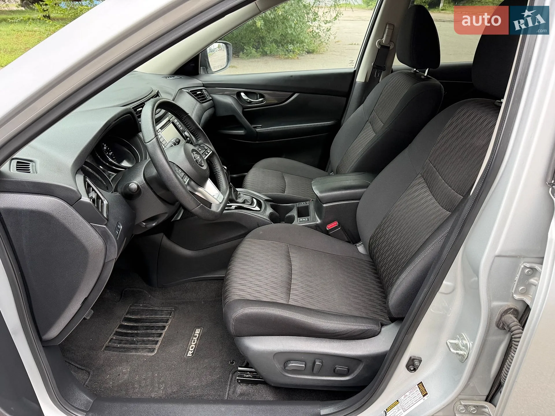 2020 Nissan Rogue - мініатюра 12