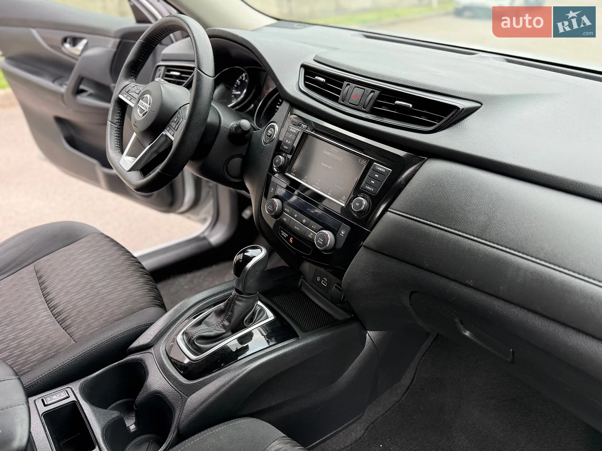 2020 Nissan Rogue - мініатюра 21