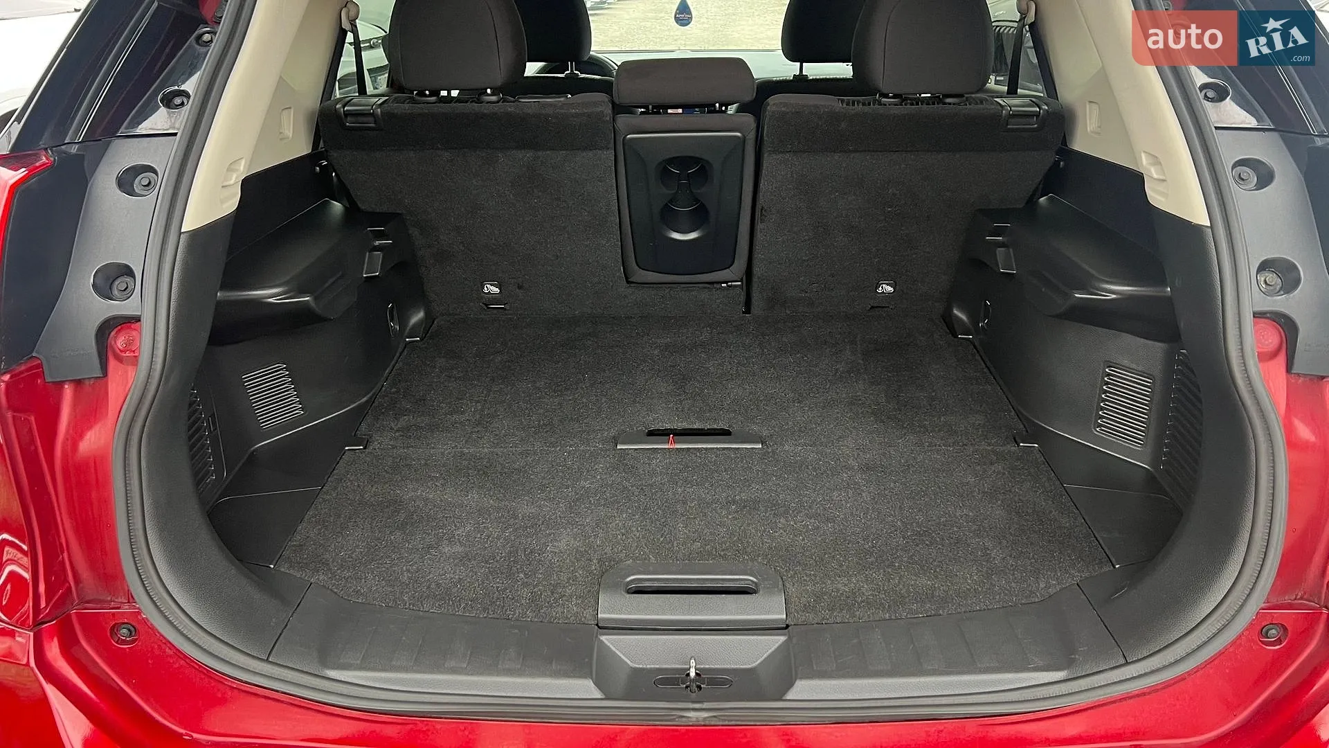 2019 Nissan Rogue - мініатюра 12