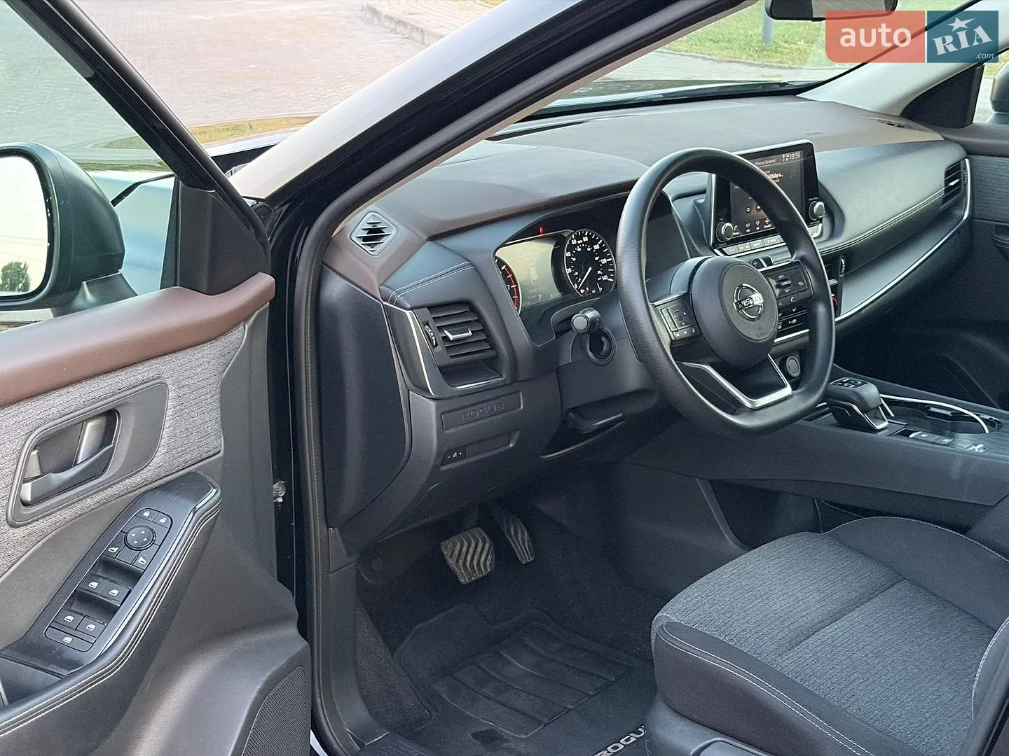 2021 Nissan Rogue - мініатюра 24