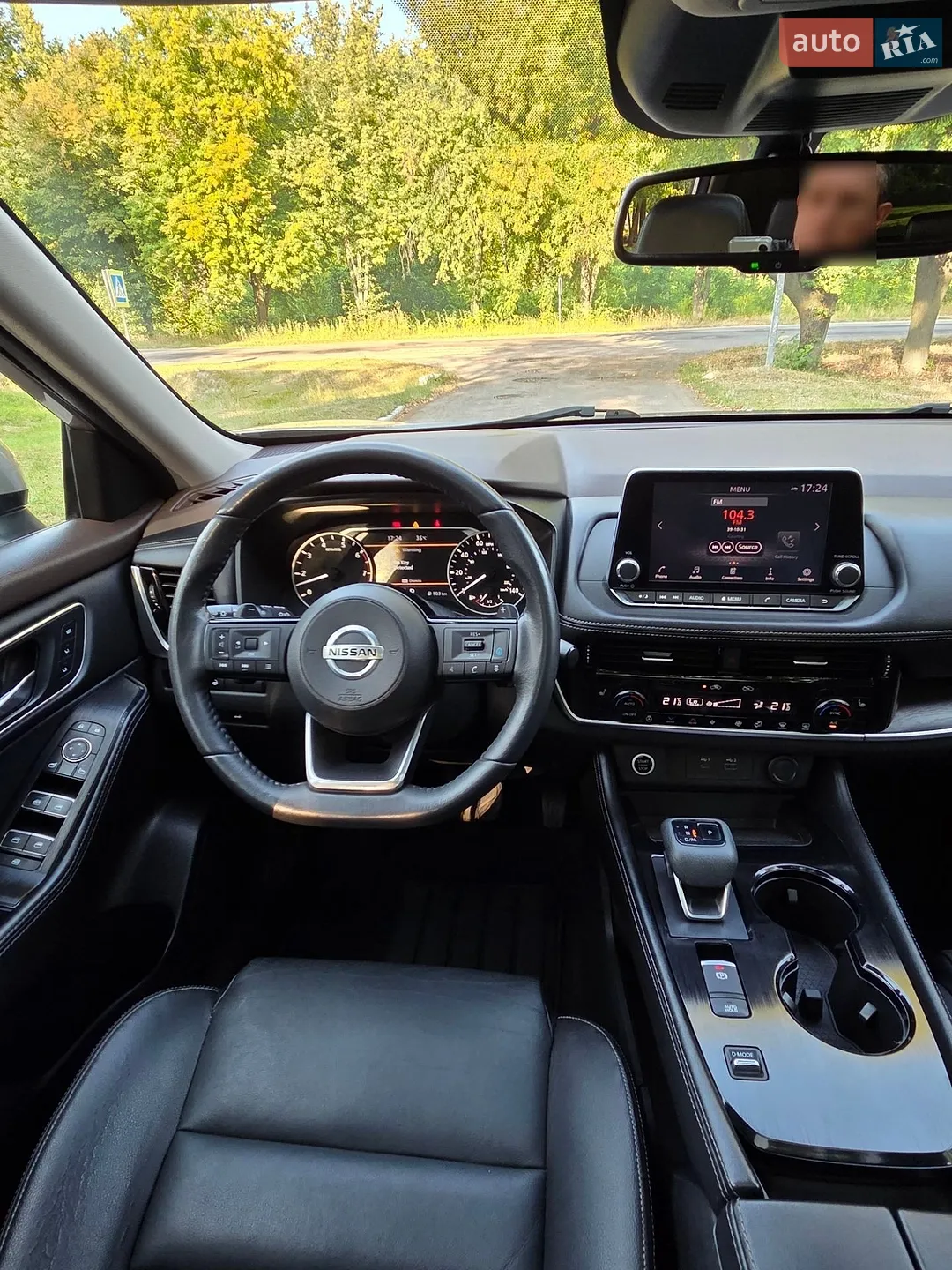 2021 Nissan Rogue - мініатюра 16