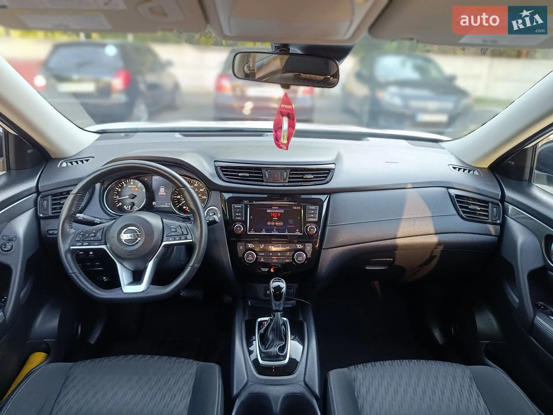 2019 Nissan Rogue - мініатюра 17