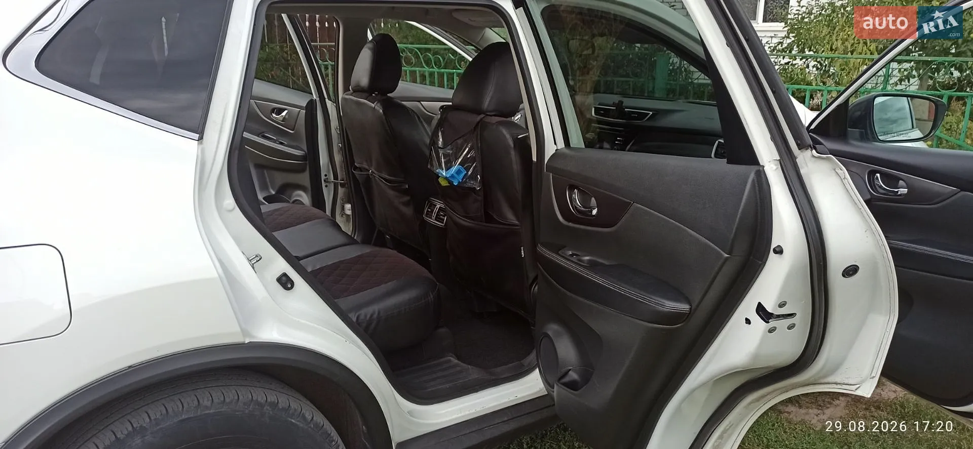 2016 Nissan Rogue - мініатюра 26