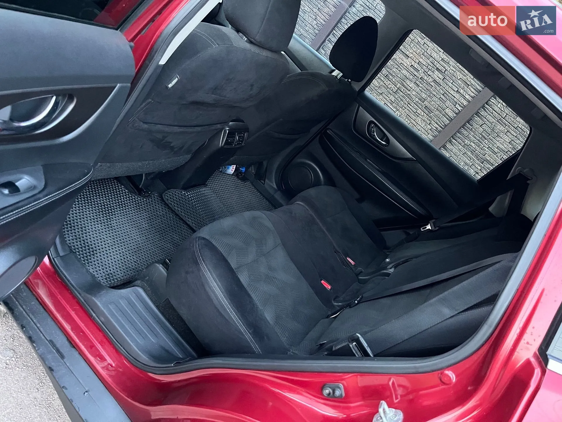 2015 Nissan Rogue - мініатюра 2