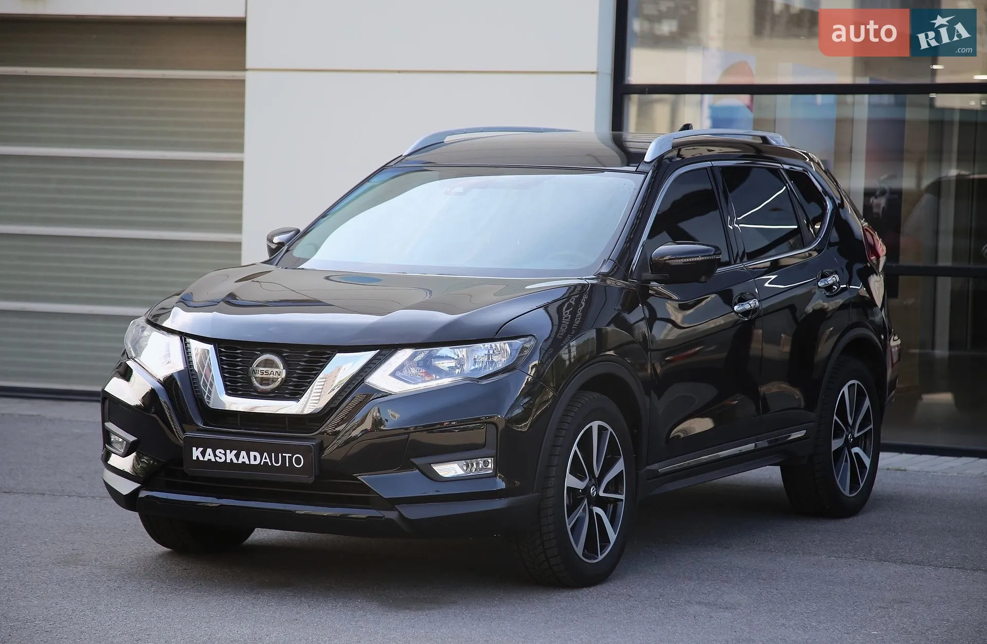 2019 Nissan Rogue - фото 1