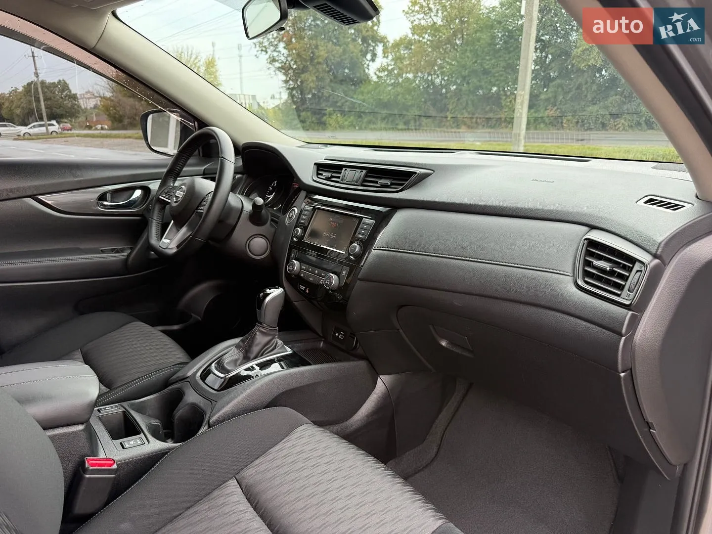 2019 Nissan Rogue - мініатюра 37
