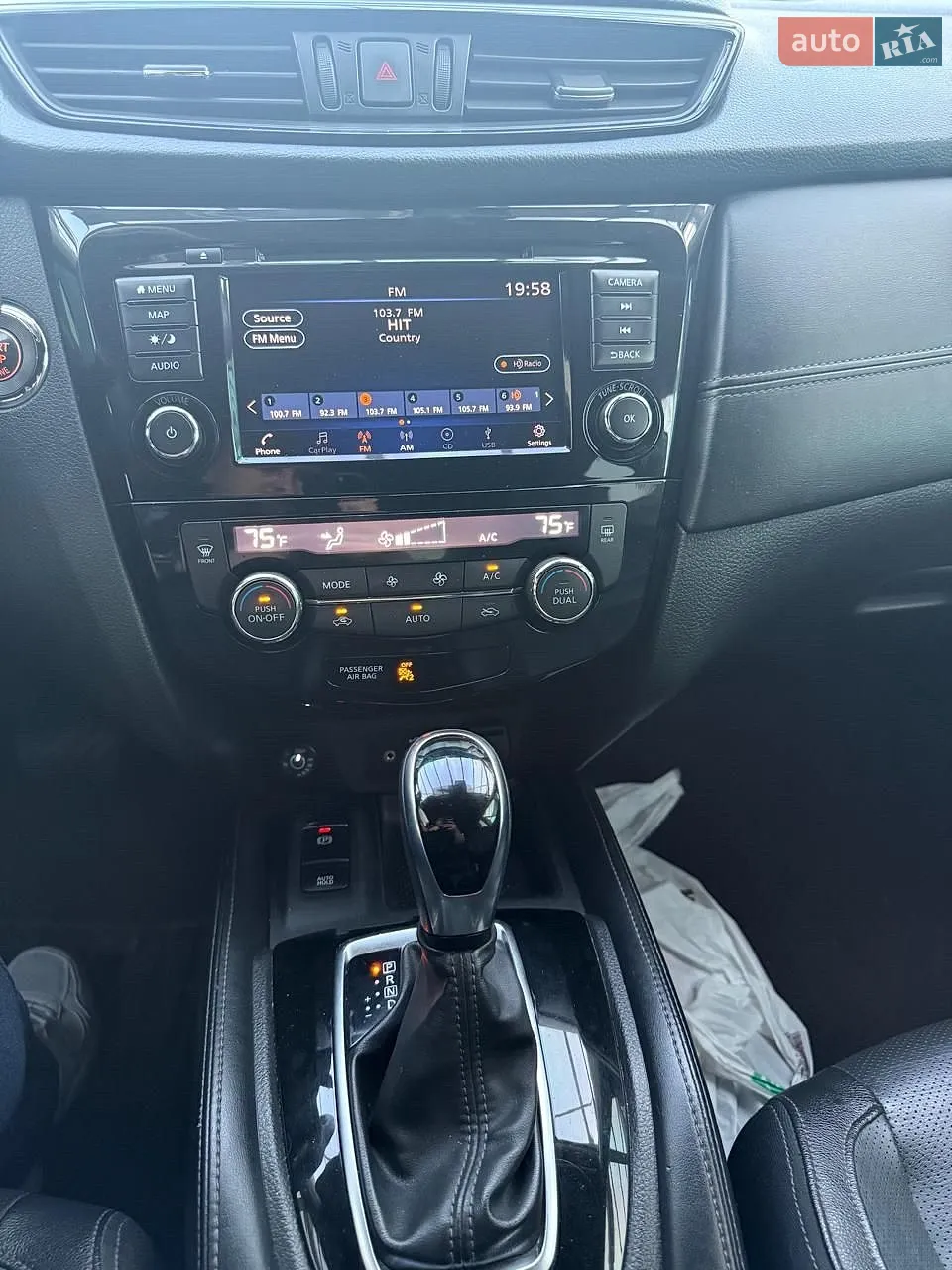 2019 Nissan Rogue - мініатюра 6
