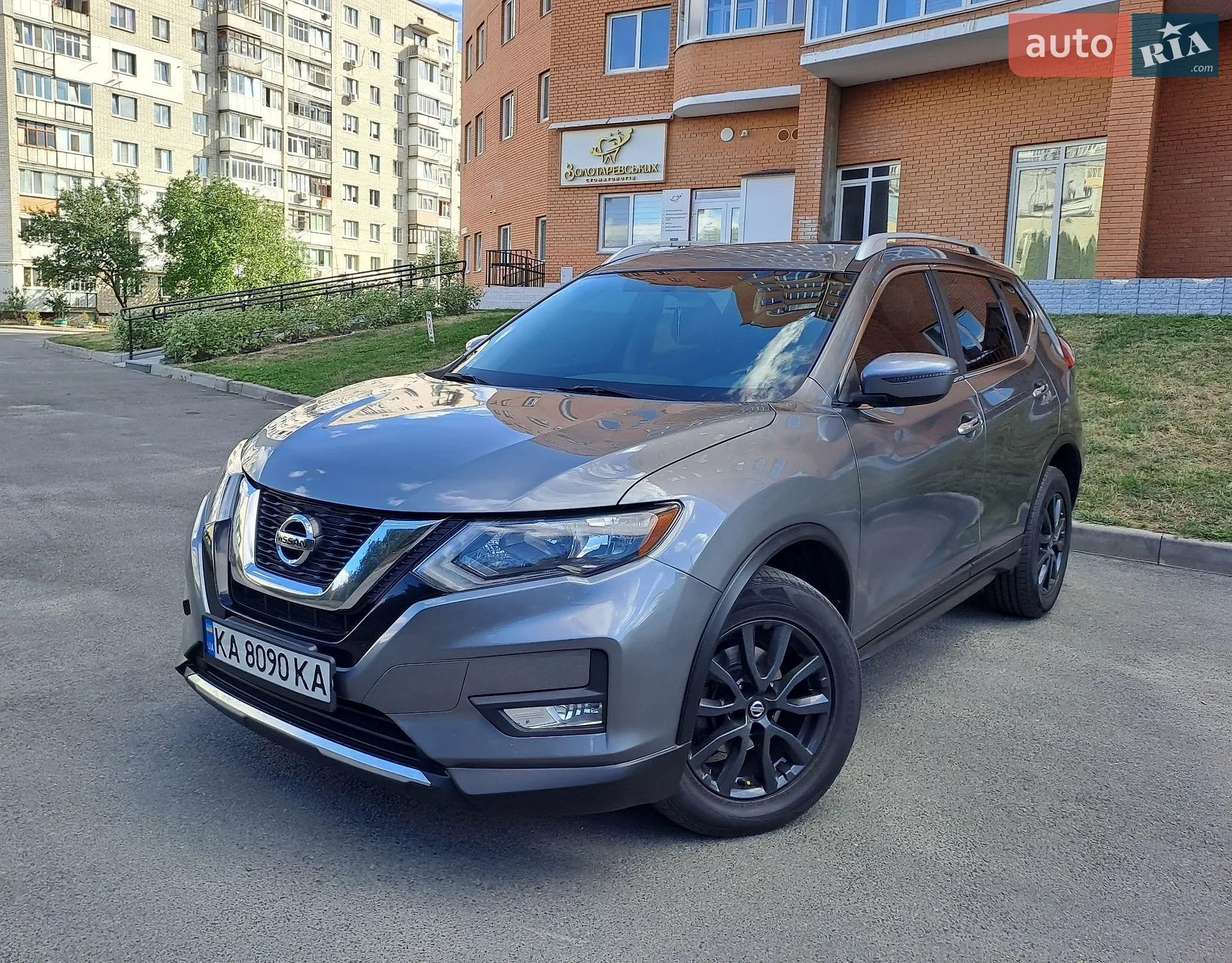 2017 Nissan Rogue - мініатюра 2