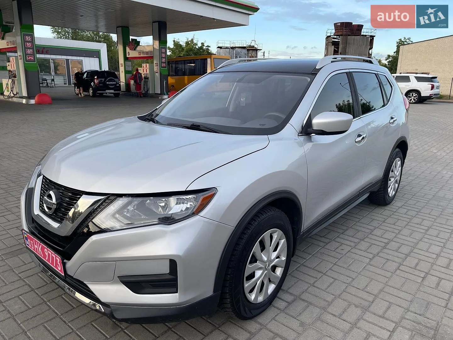 2016 Nissan Rogue - мініатюра 3