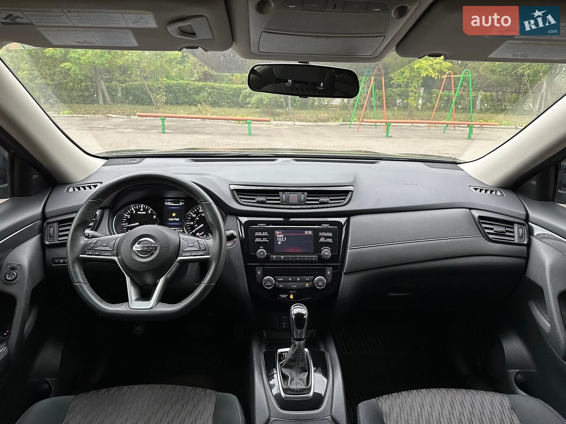 2017 Nissan Rogue - мініатюра 9