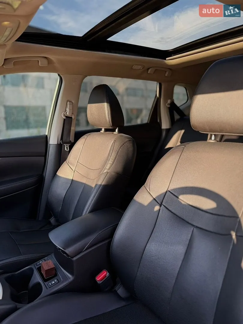 2015 Nissan Rogue - мініатюра 21