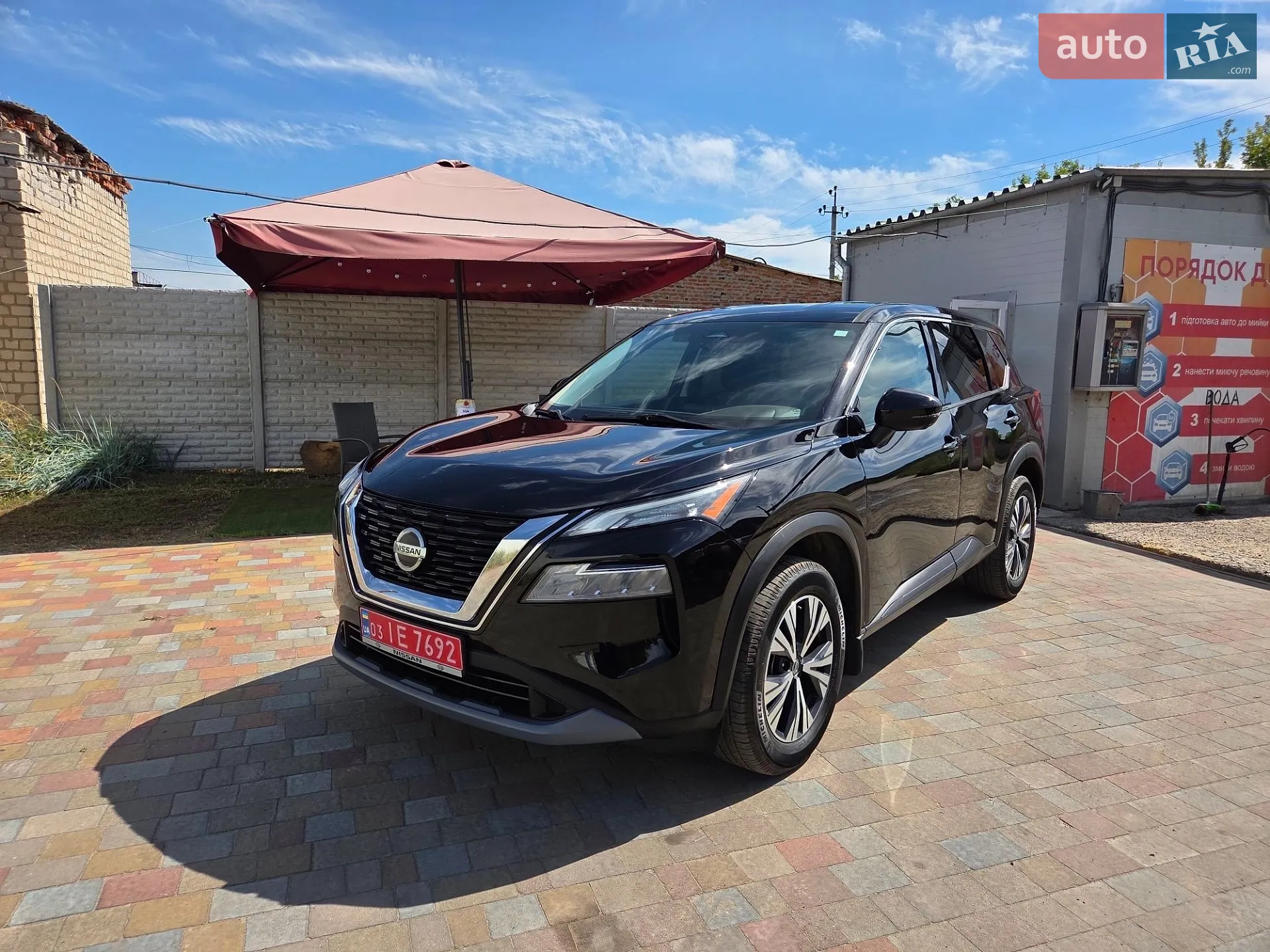 2021 Nissan Rogue - фото 1