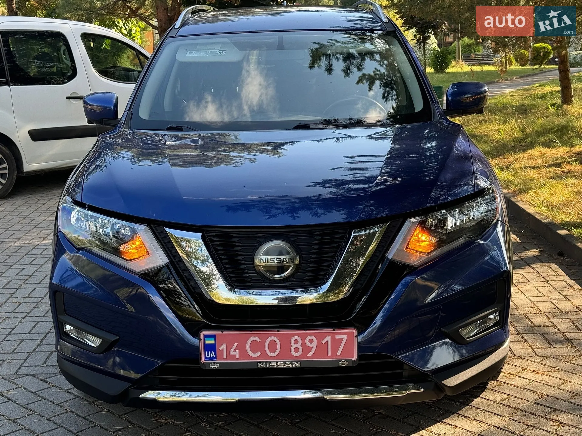 2018 Nissan Rogue - мініатюра 2