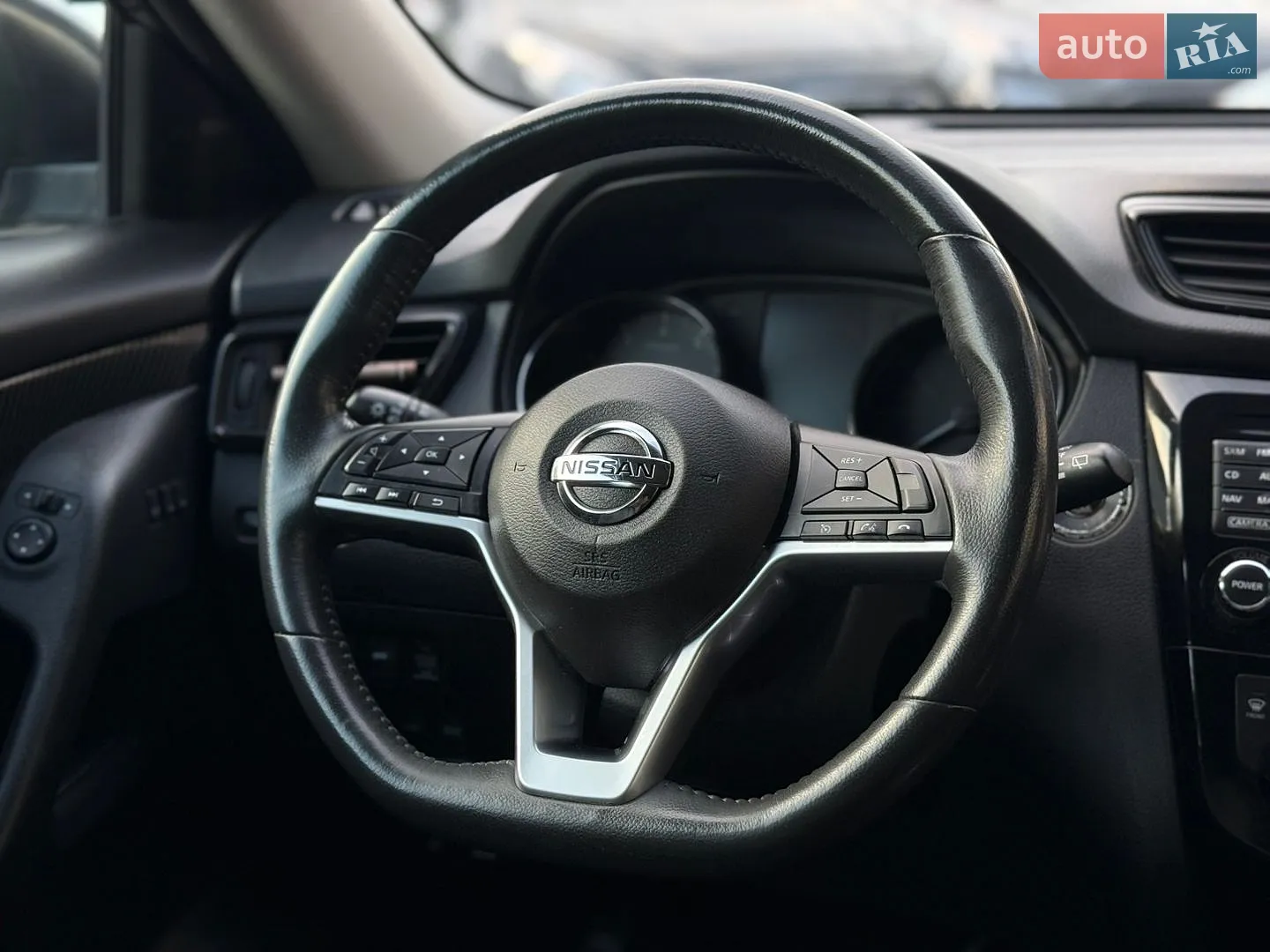 2017 Nissan Rogue - мініатюра 27