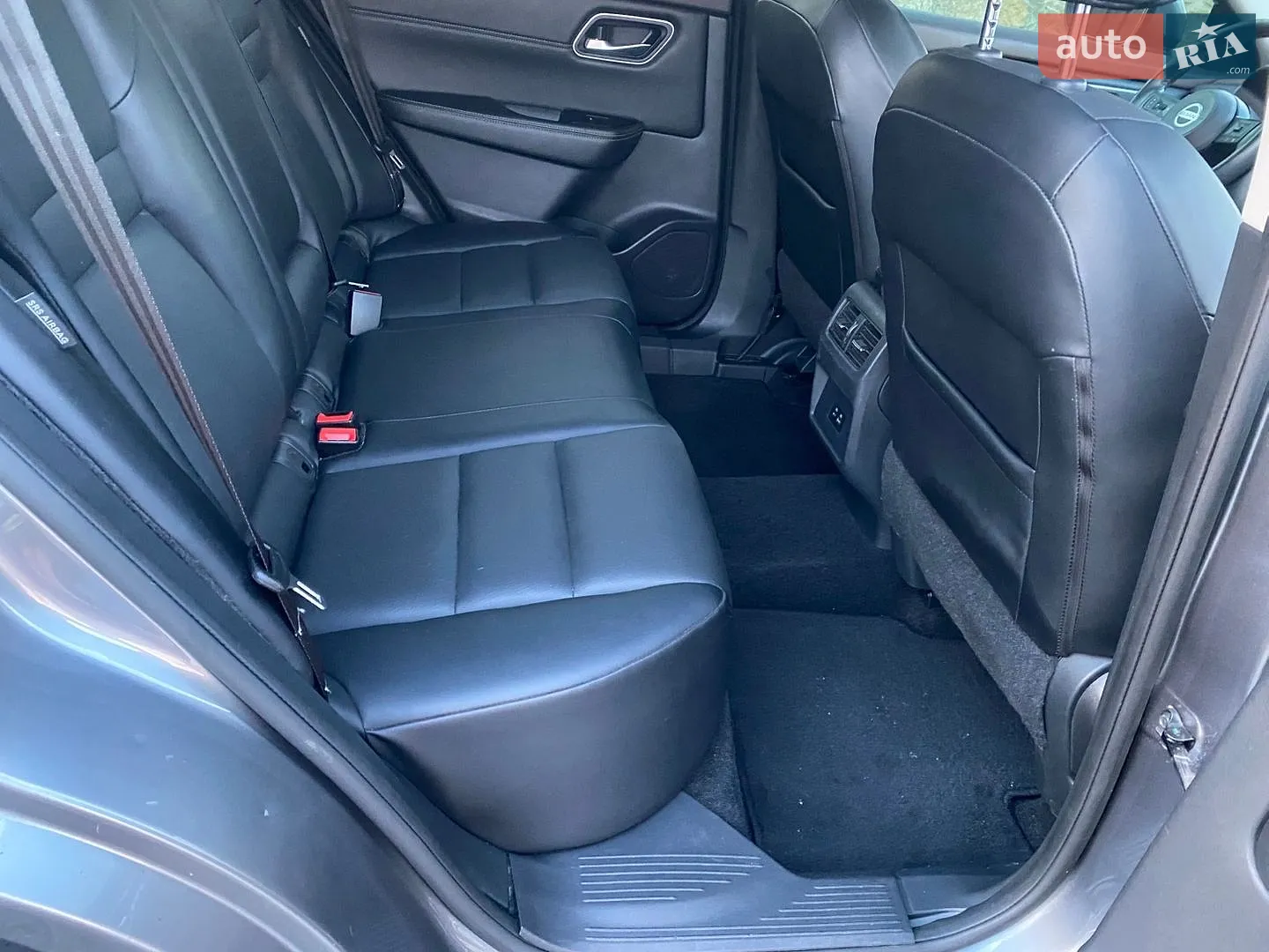 2021 Nissan Rogue - мініатюра 13