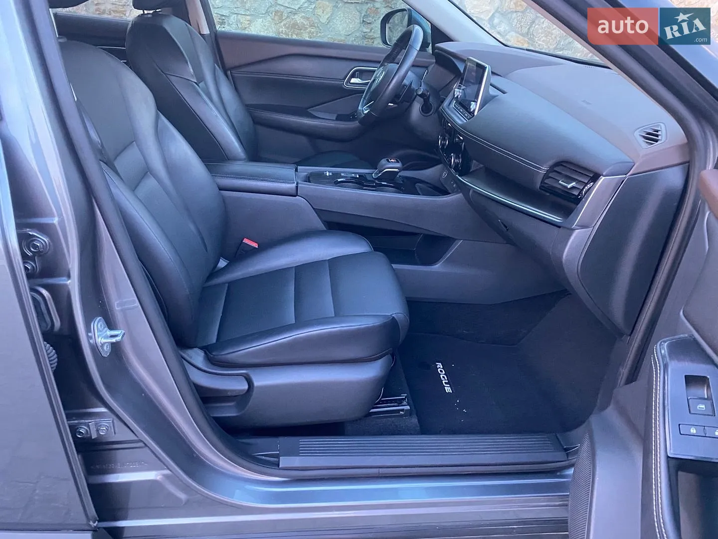 2021 Nissan Rogue - мініатюра 11