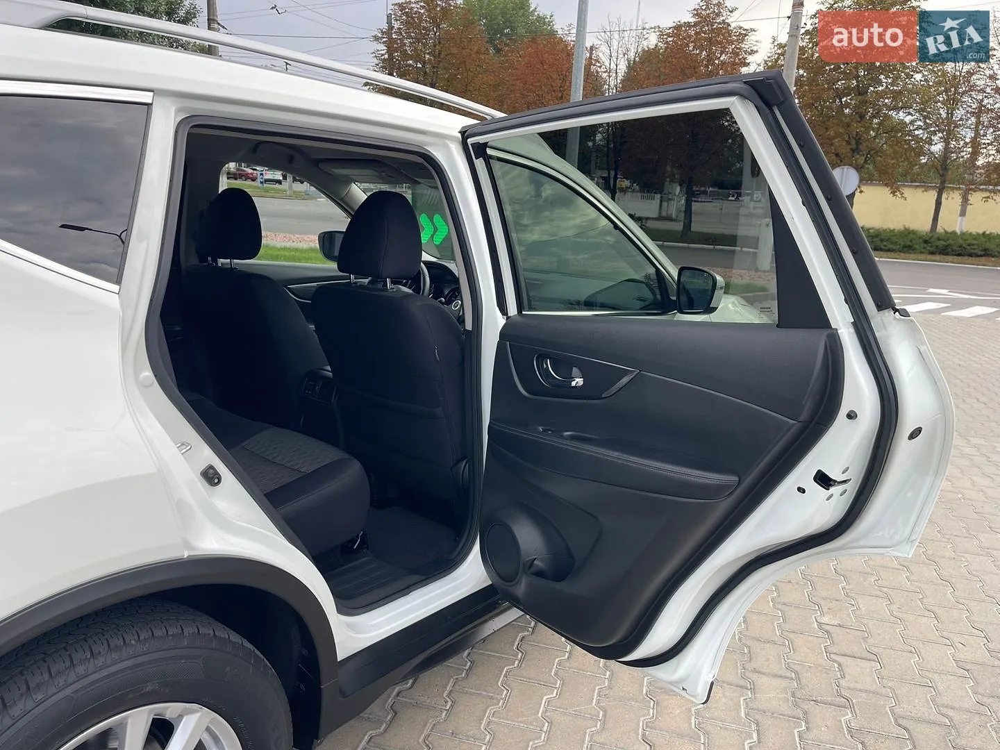 2020 Nissan Rogue - мініатюра 21