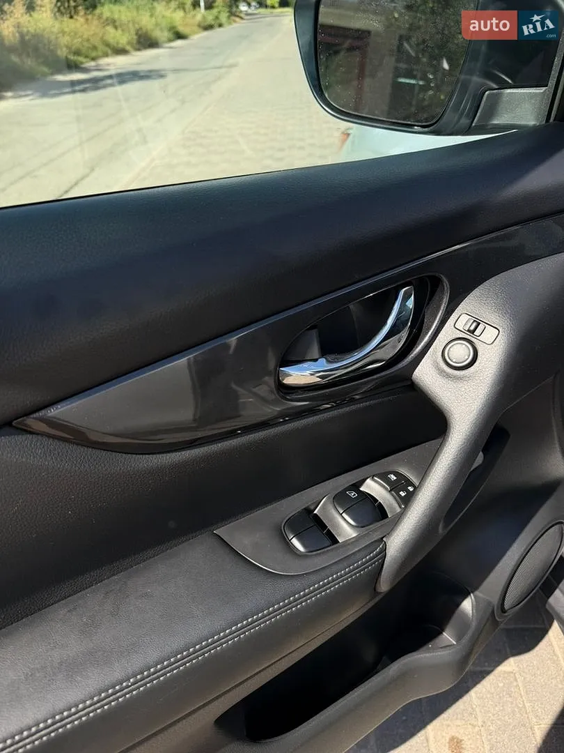 2017 Nissan Rogue - мініатюра 11
