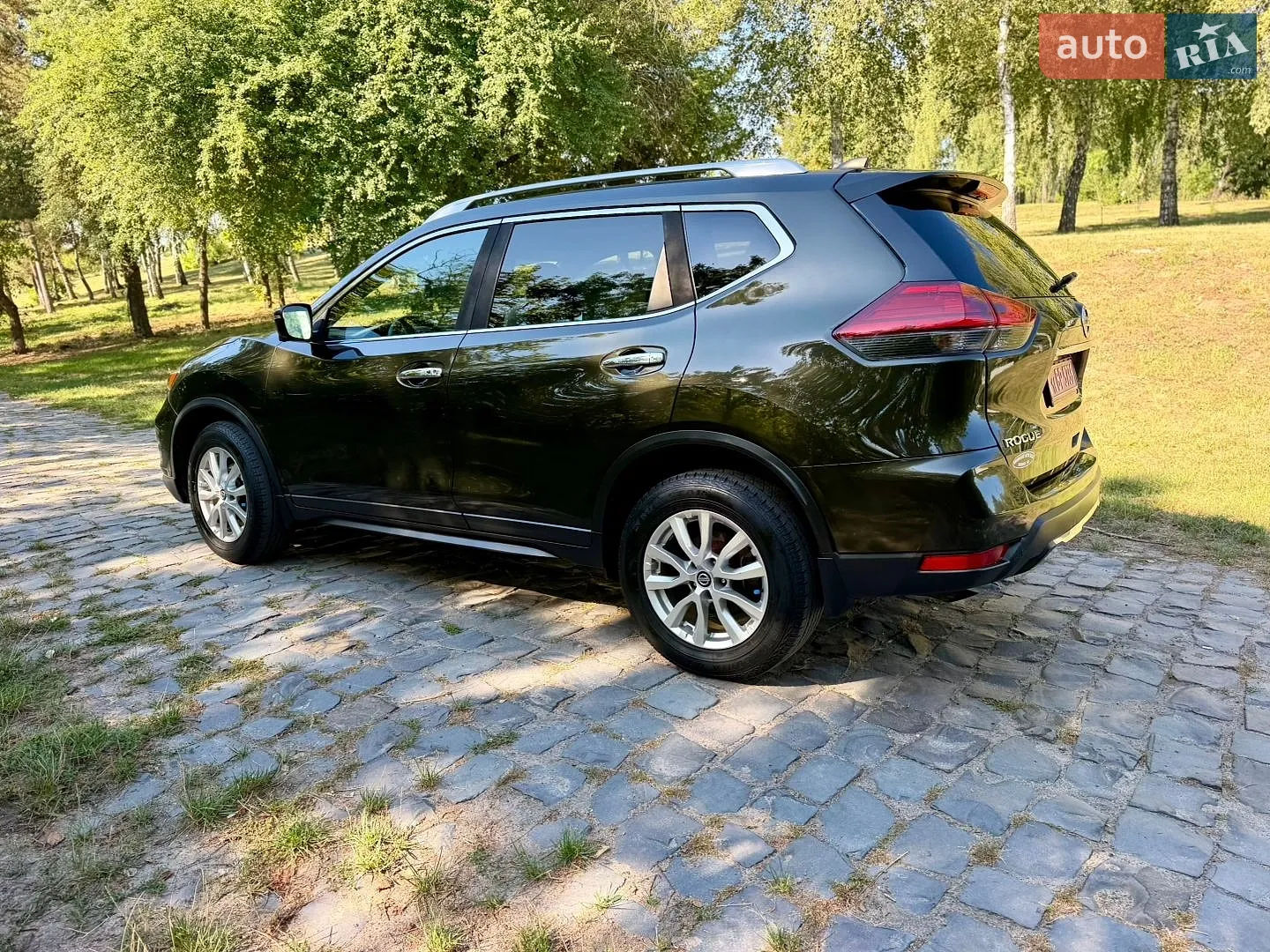 2017 Nissan Rogue - мініатюра 10