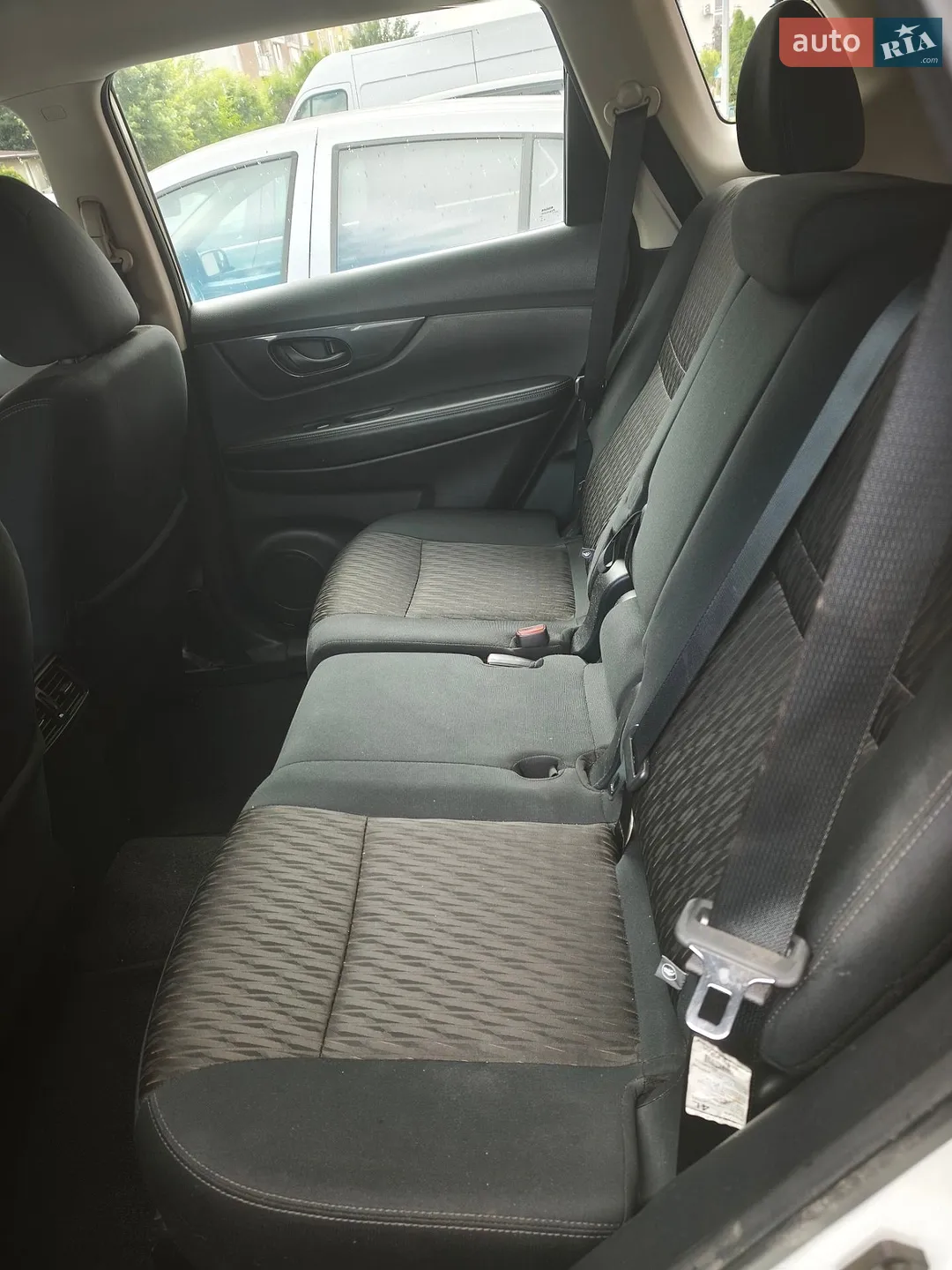 2019 Nissan Rogue - мініатюра 21