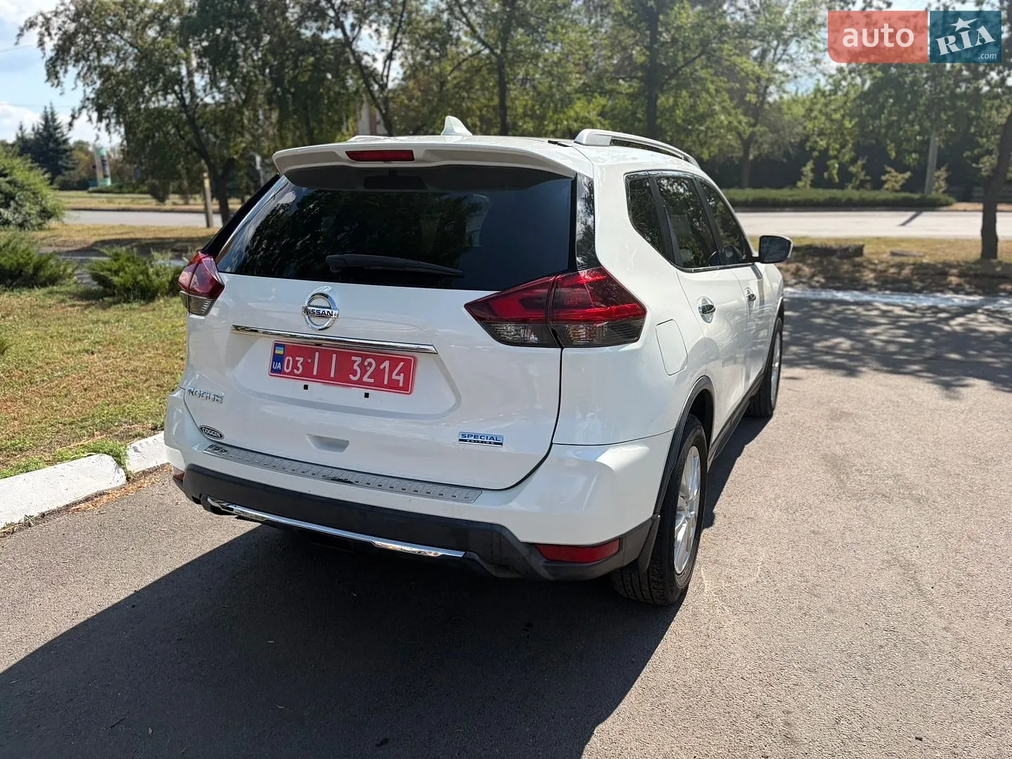 2019 Nissan Rogue - мініатюра 10