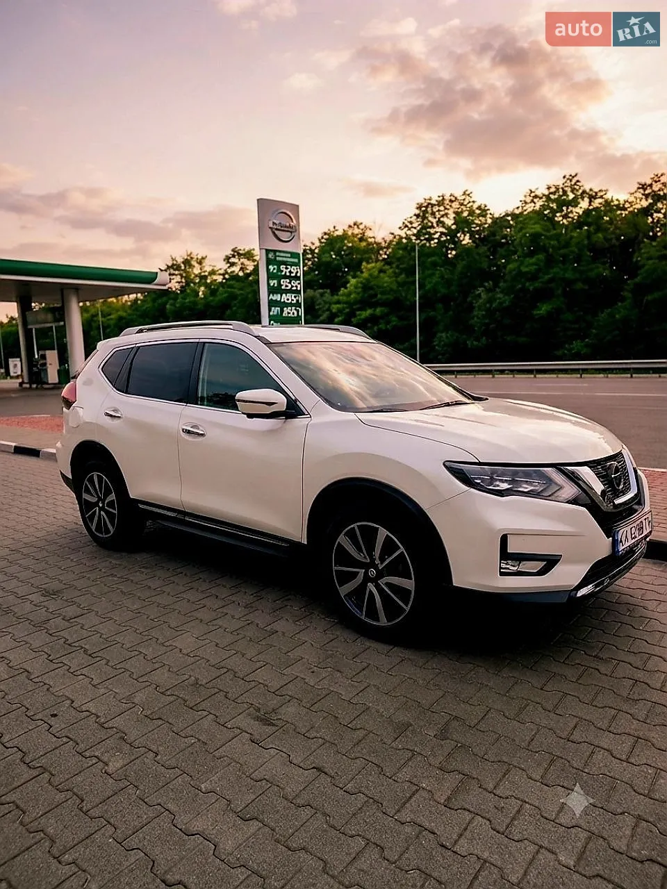 2019 Nissan Rogue - мініатюра 3