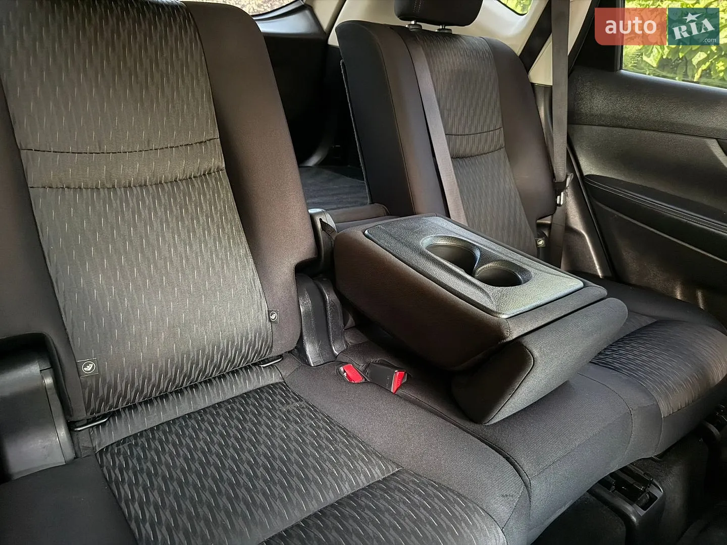 2018 Nissan Rogue - мініатюра 10