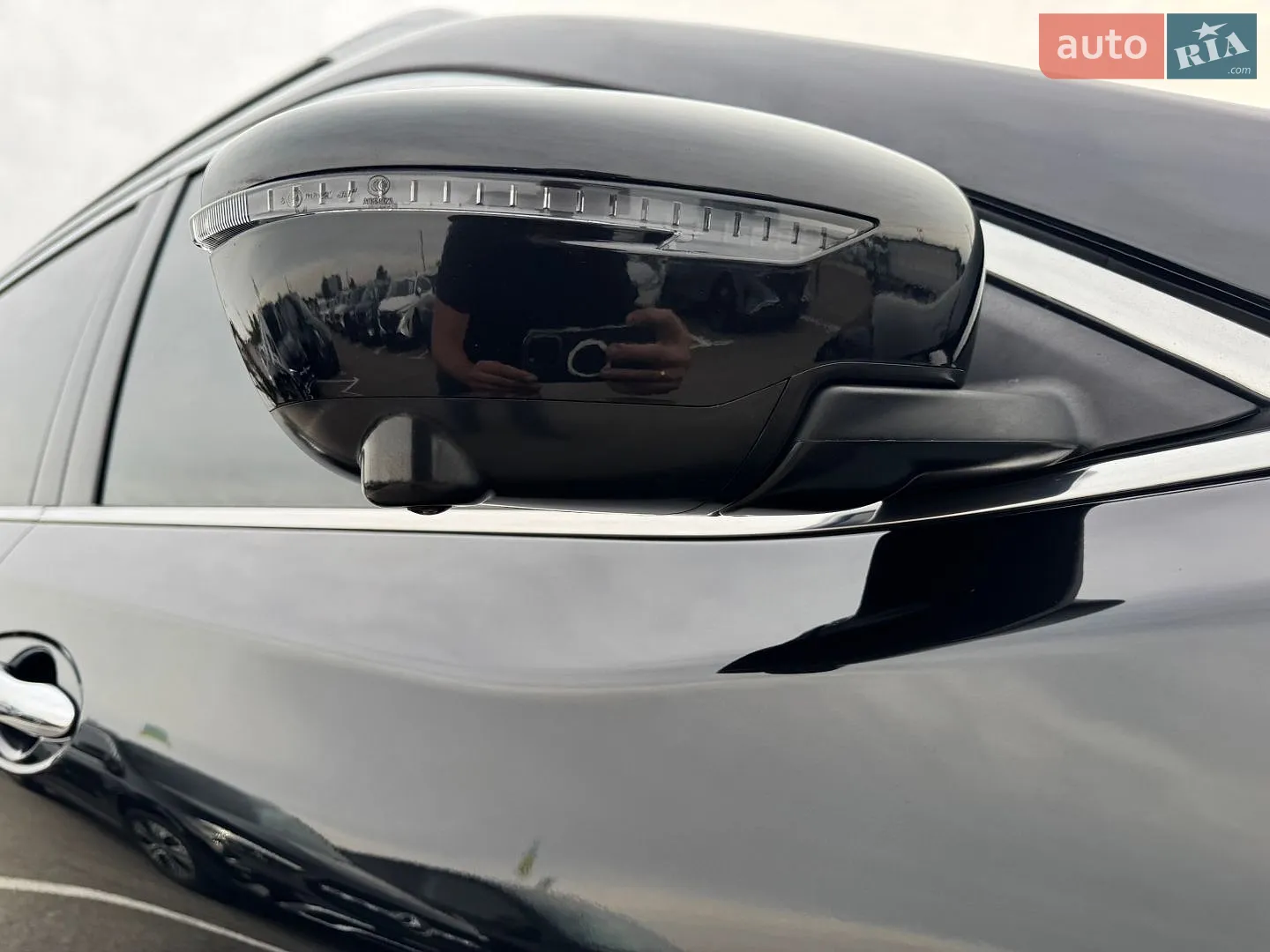 2016 Nissan Rogue - мініатюра 28