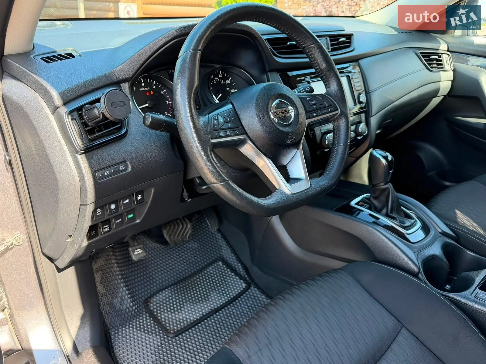 2018 Nissan Rogue - мініатюра 35