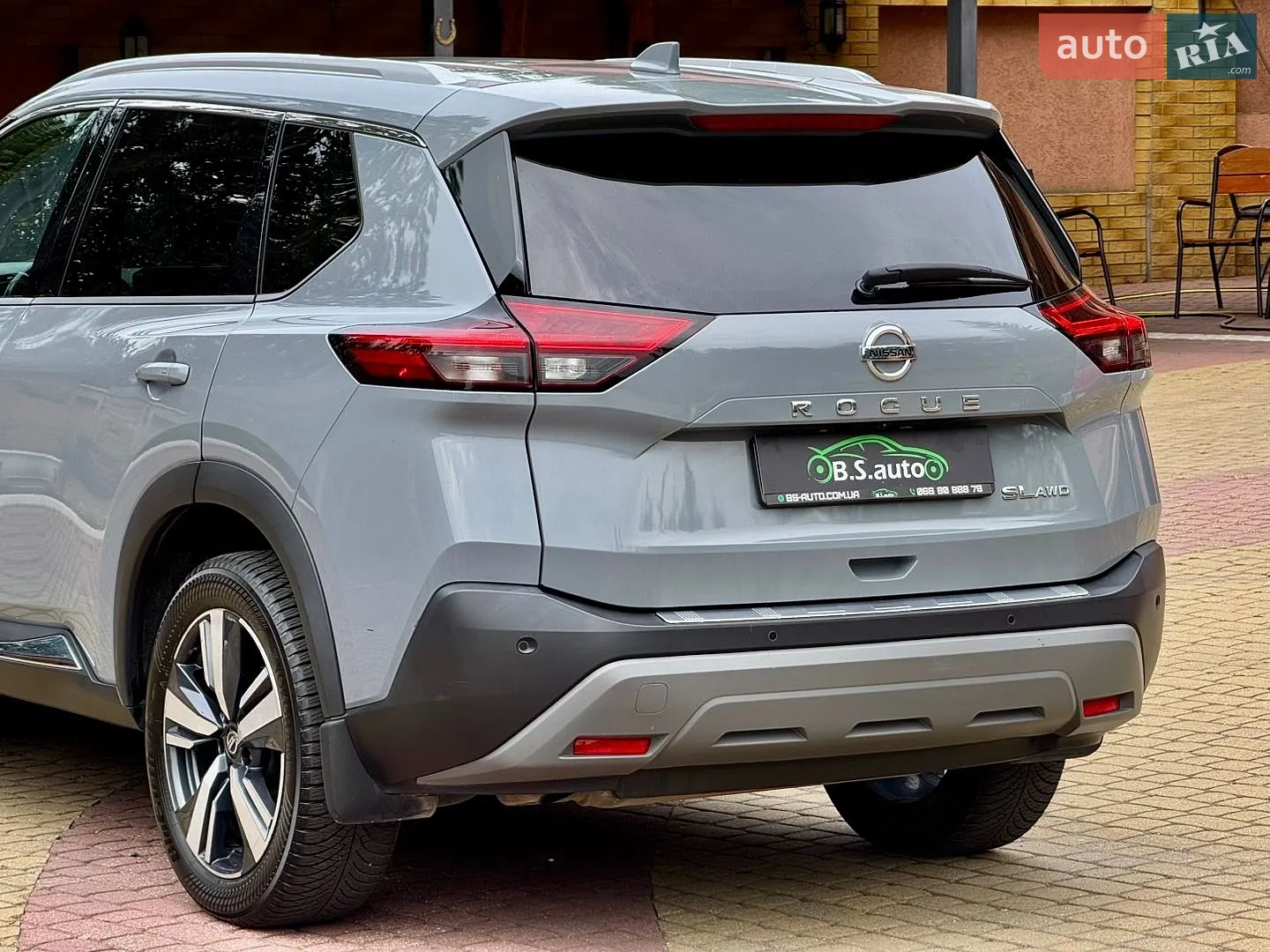2020 Nissan Rogue - мініатюра 11