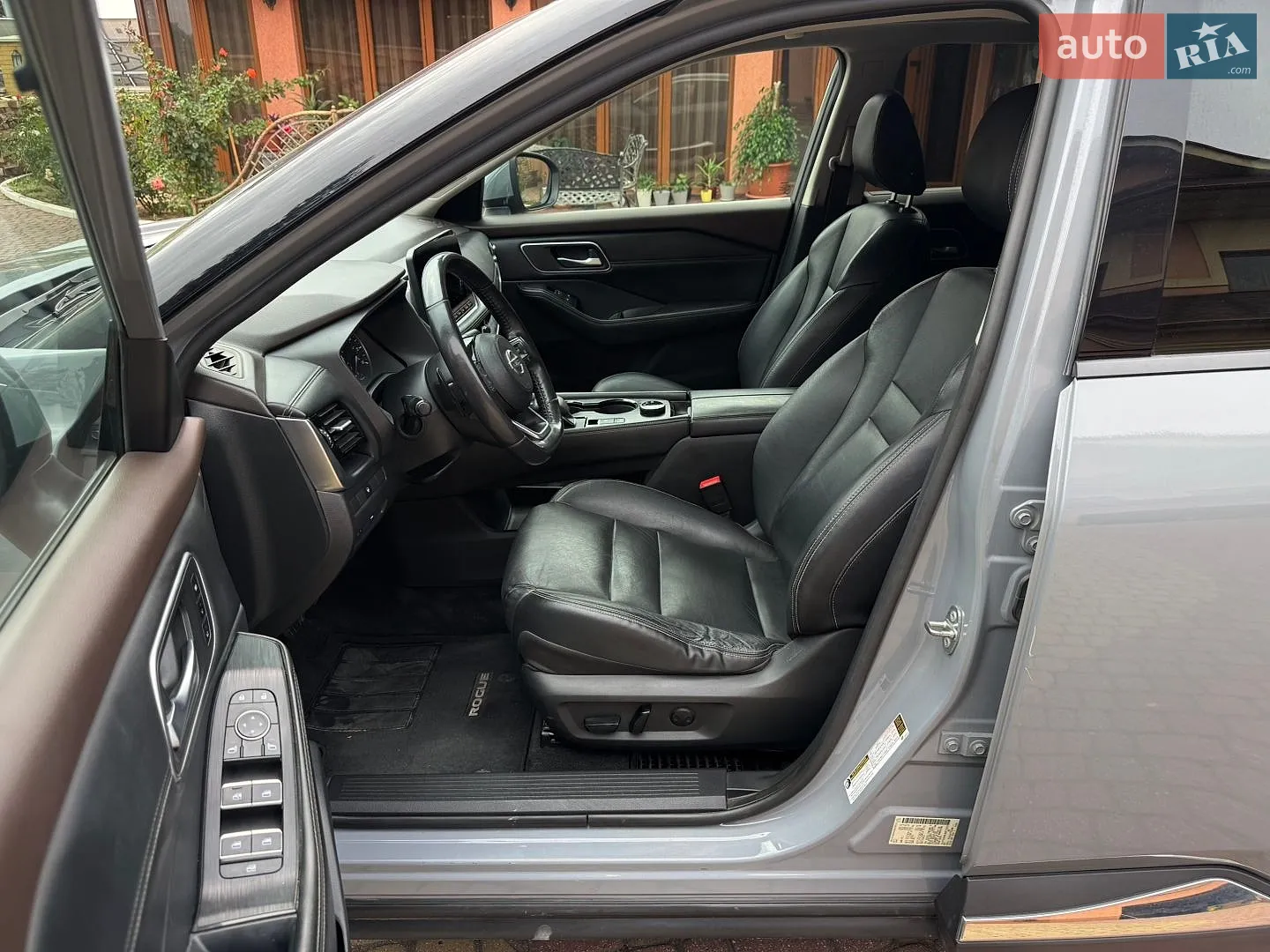 2020 Nissan Rogue - мініатюра 27