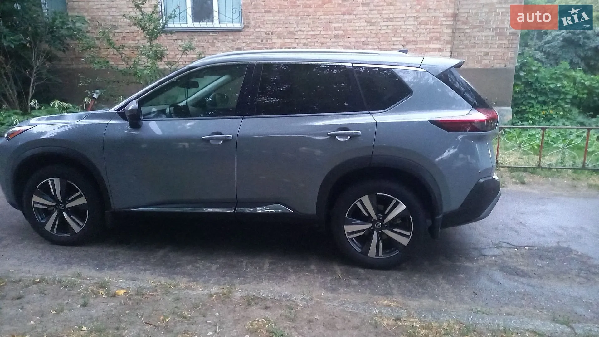 2021 Nissan Rogue - мініатюра 9