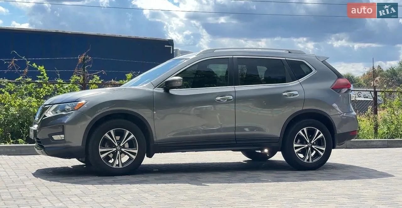 2019 Nissan Rogue - фото 1
