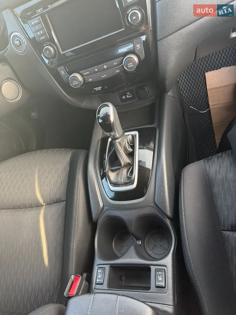 2017 Nissan Rogue - мініатюра 15