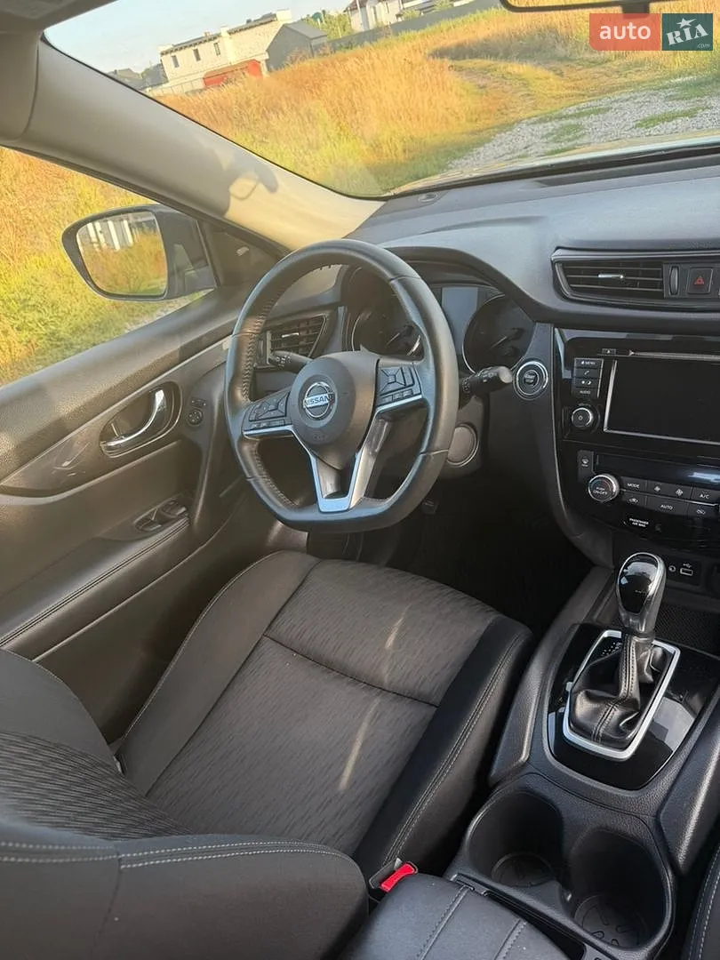 2017 Nissan Rogue - мініатюра 16