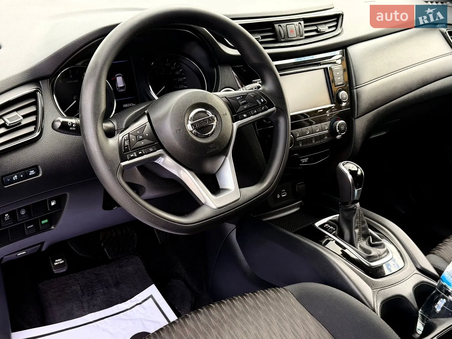 2018 Nissan Rogue - мініатюра 17