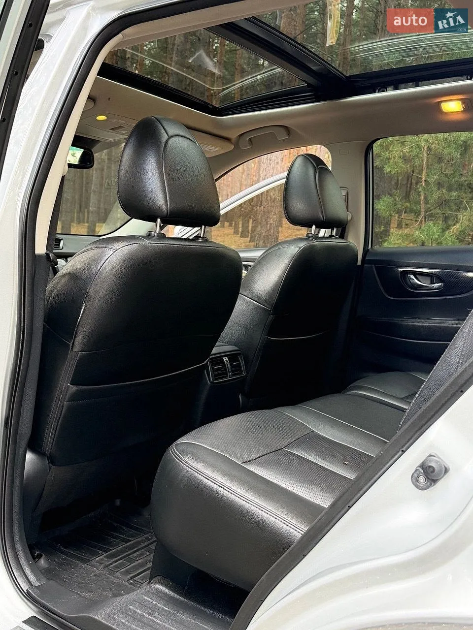 2018 Nissan Rogue - мініатюра 11