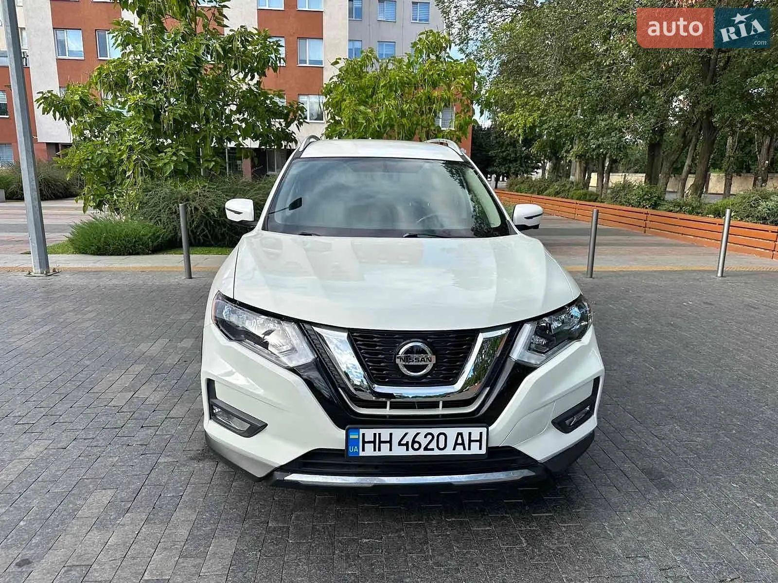 2018 Nissan Rogue - мініатюра 2