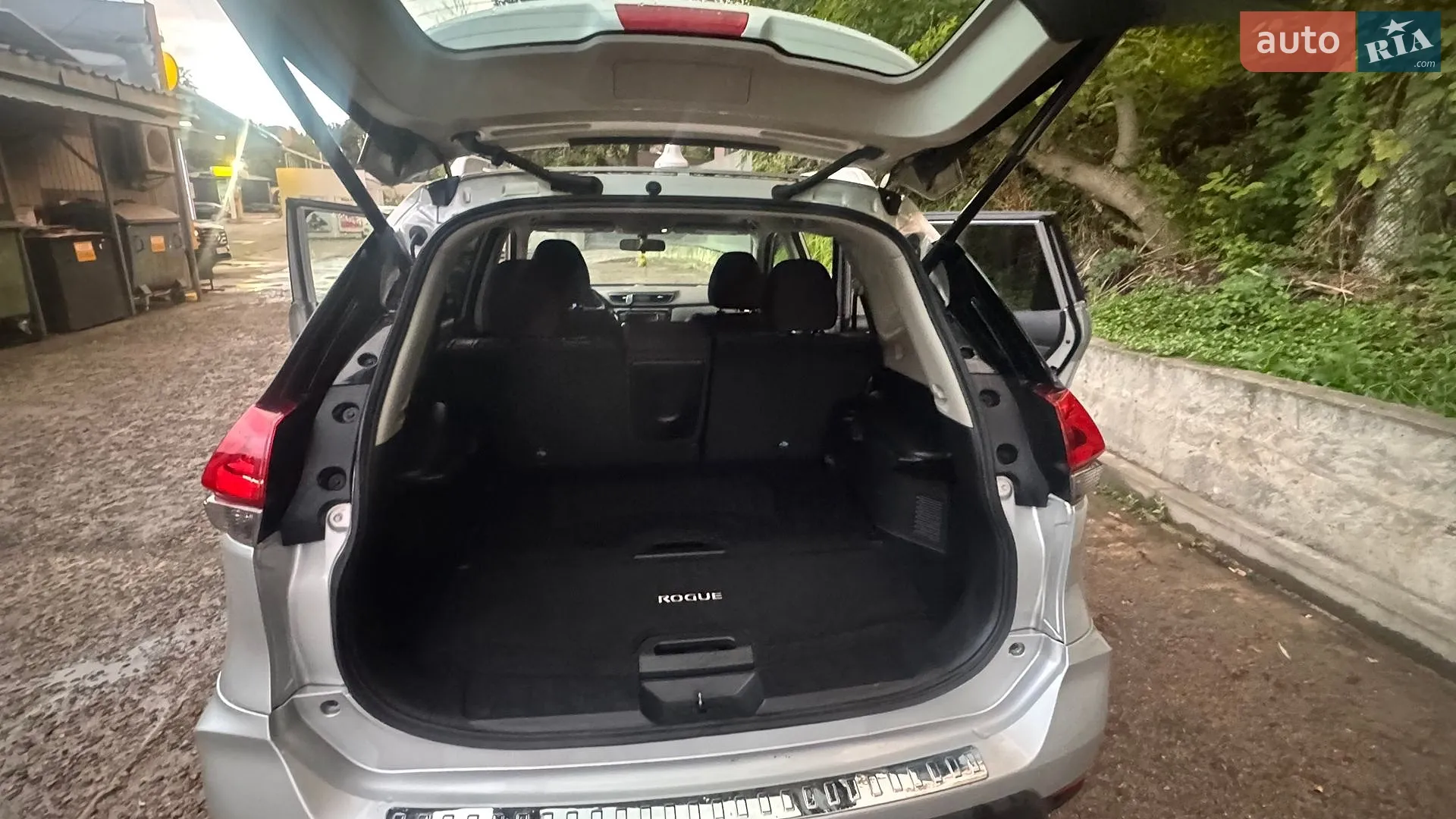 2017 Nissan Rogue - мініатюра 12