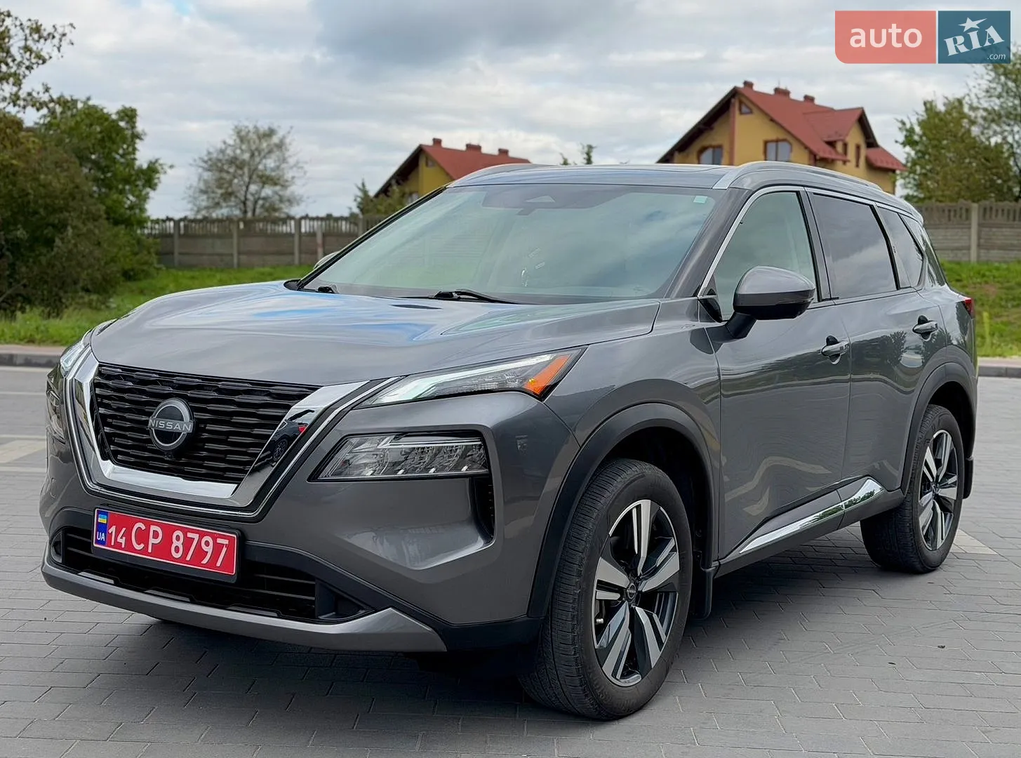 2023 Nissan Rogue - фото 1