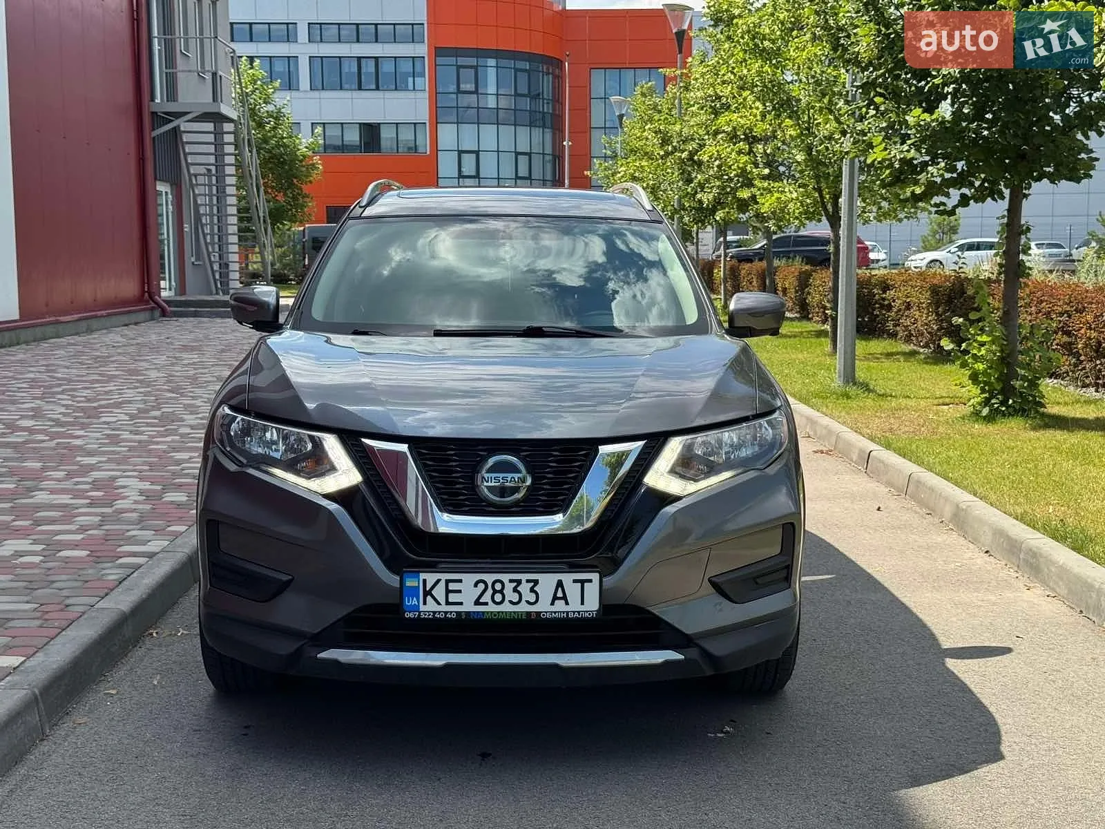 2018 Nissan Rogue - мініатюра 2