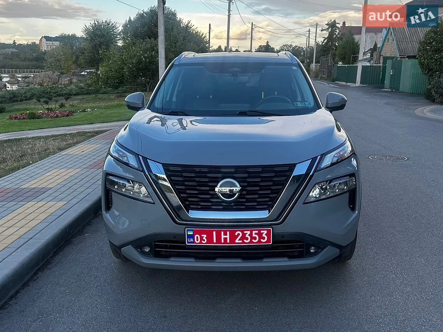 2021 Nissan Rogue - мініатюра 2