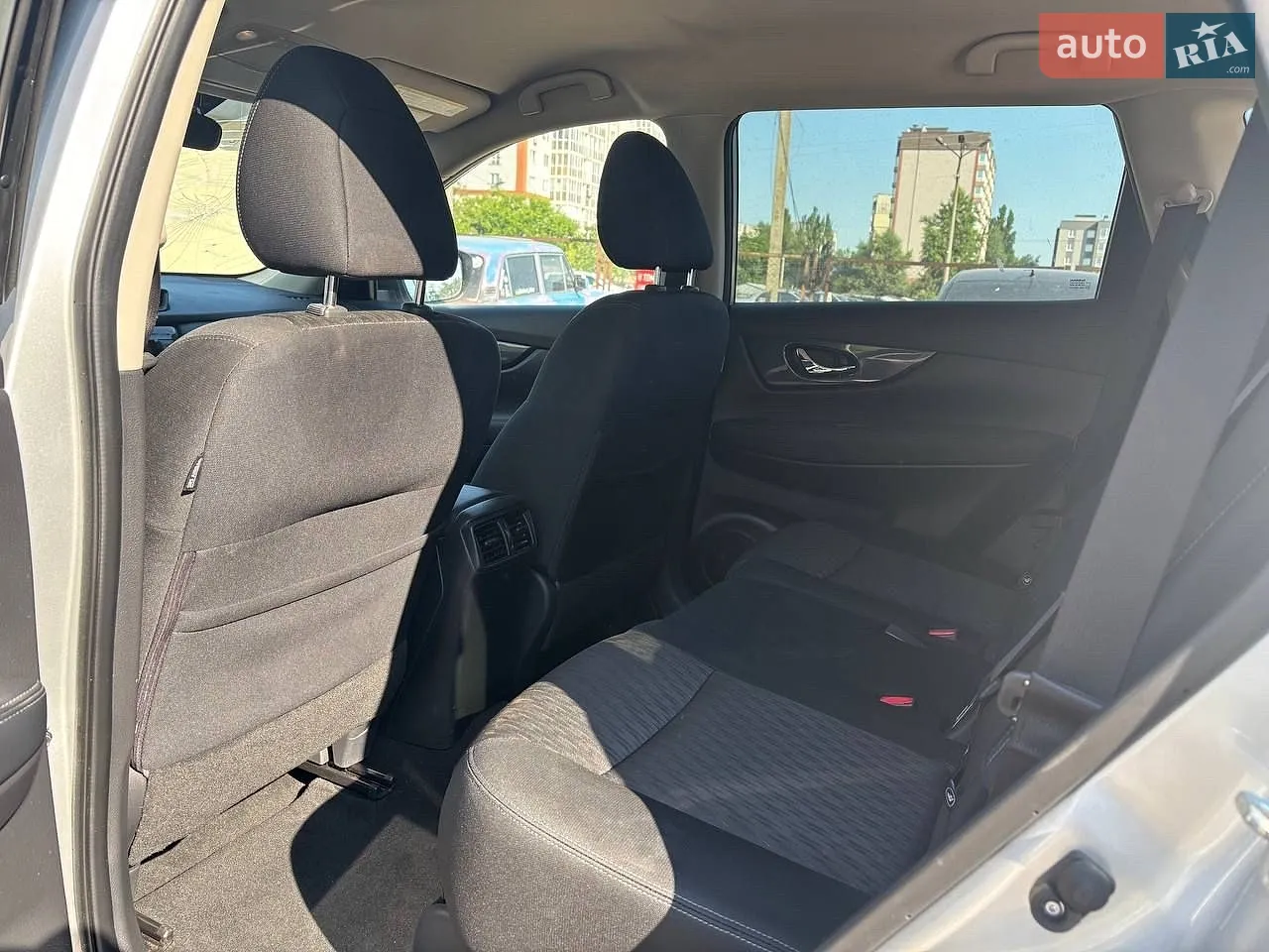 2019 Nissan Rogue - мініатюра 15