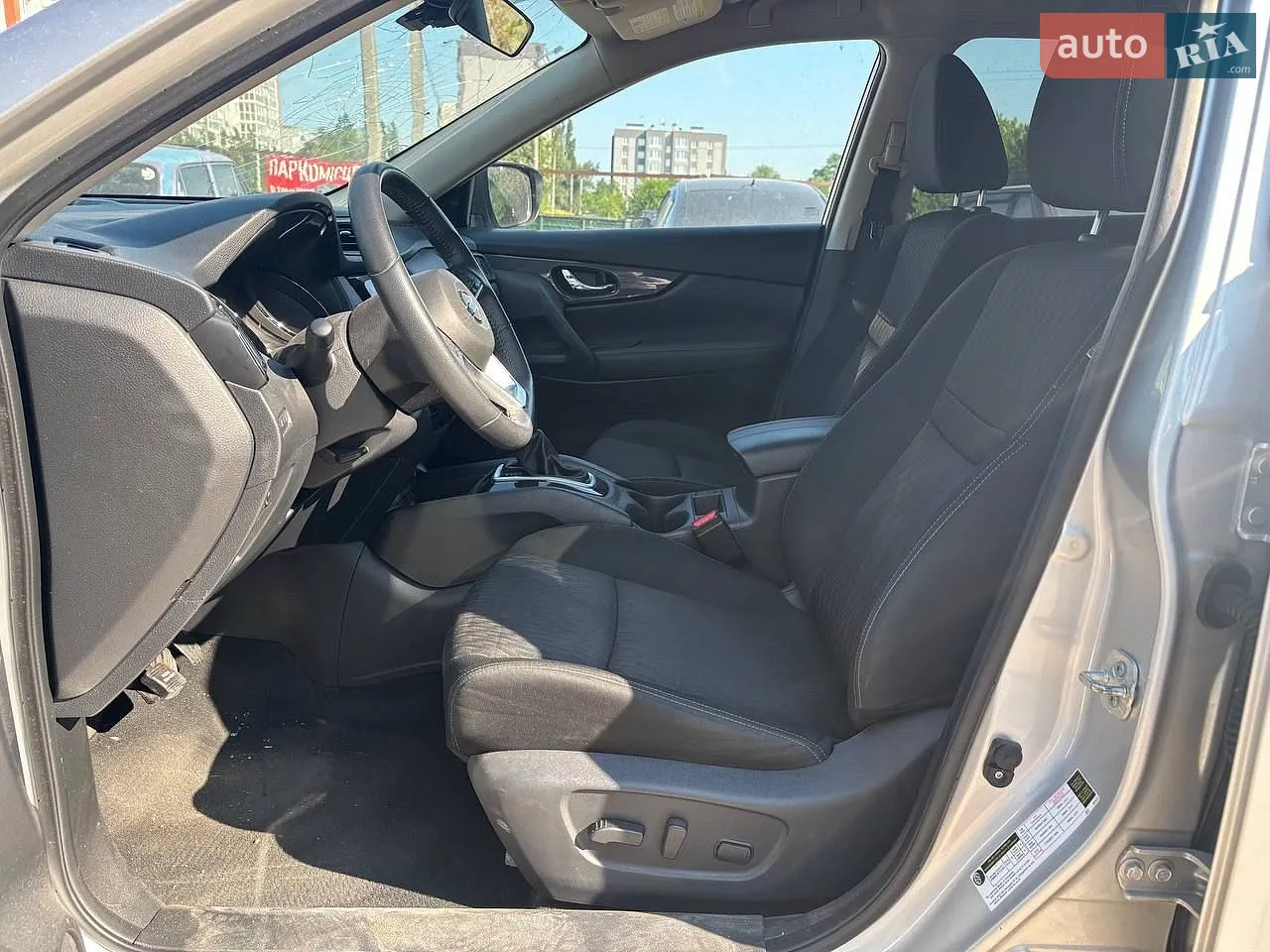 2019 Nissan Rogue - мініатюра 14