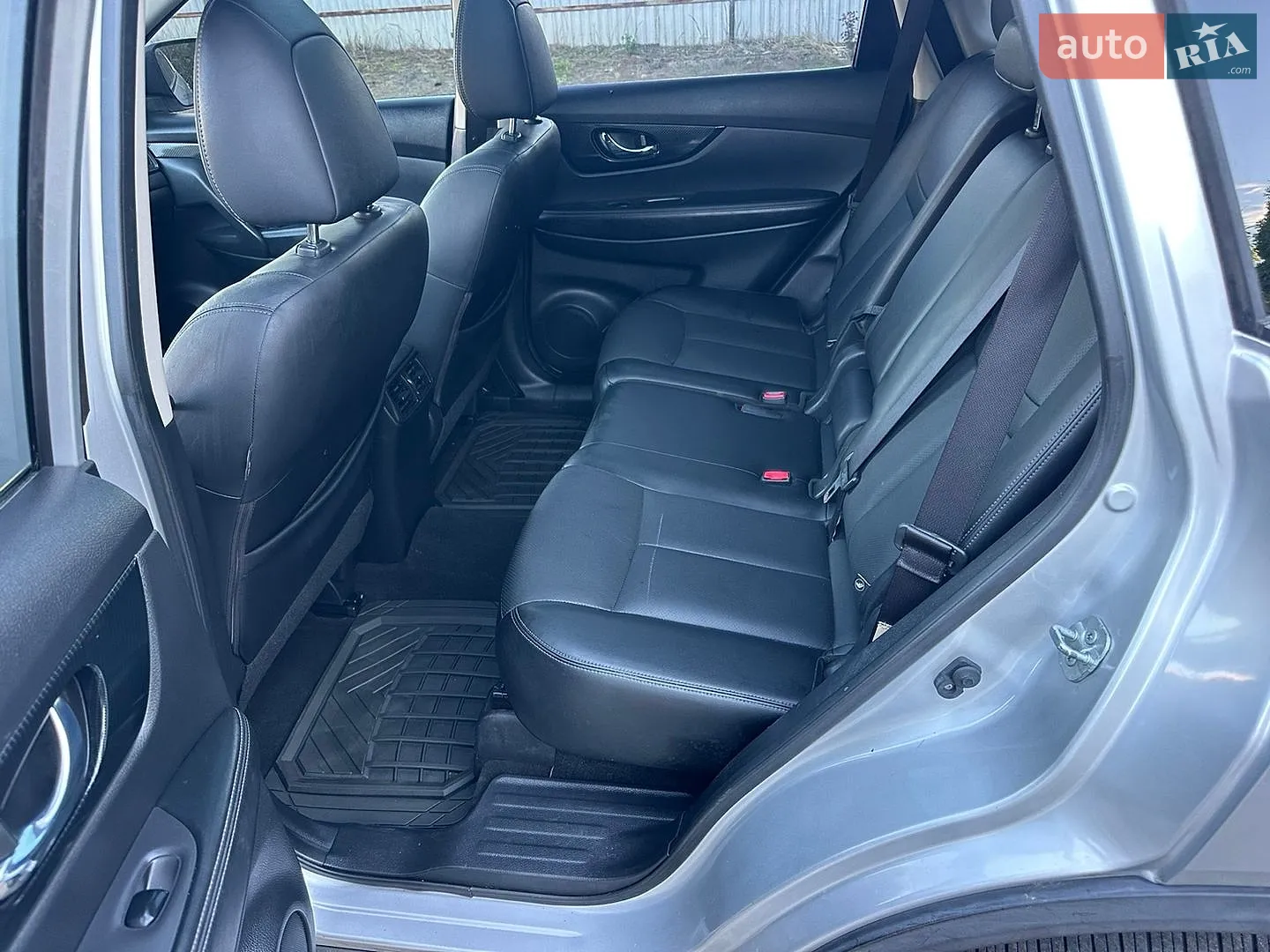 2017 Nissan Rogue - мініатюра 14